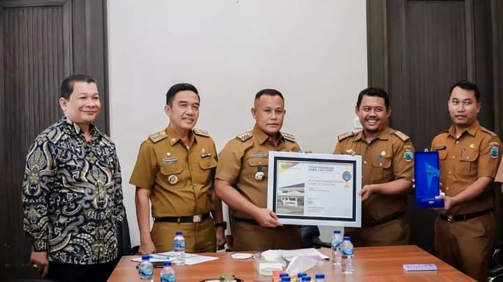 Pemkab Lamsel Raih Penghargaan  Terbaik 1 Kategori Pengelolaan Kepegawaian Dari BKN