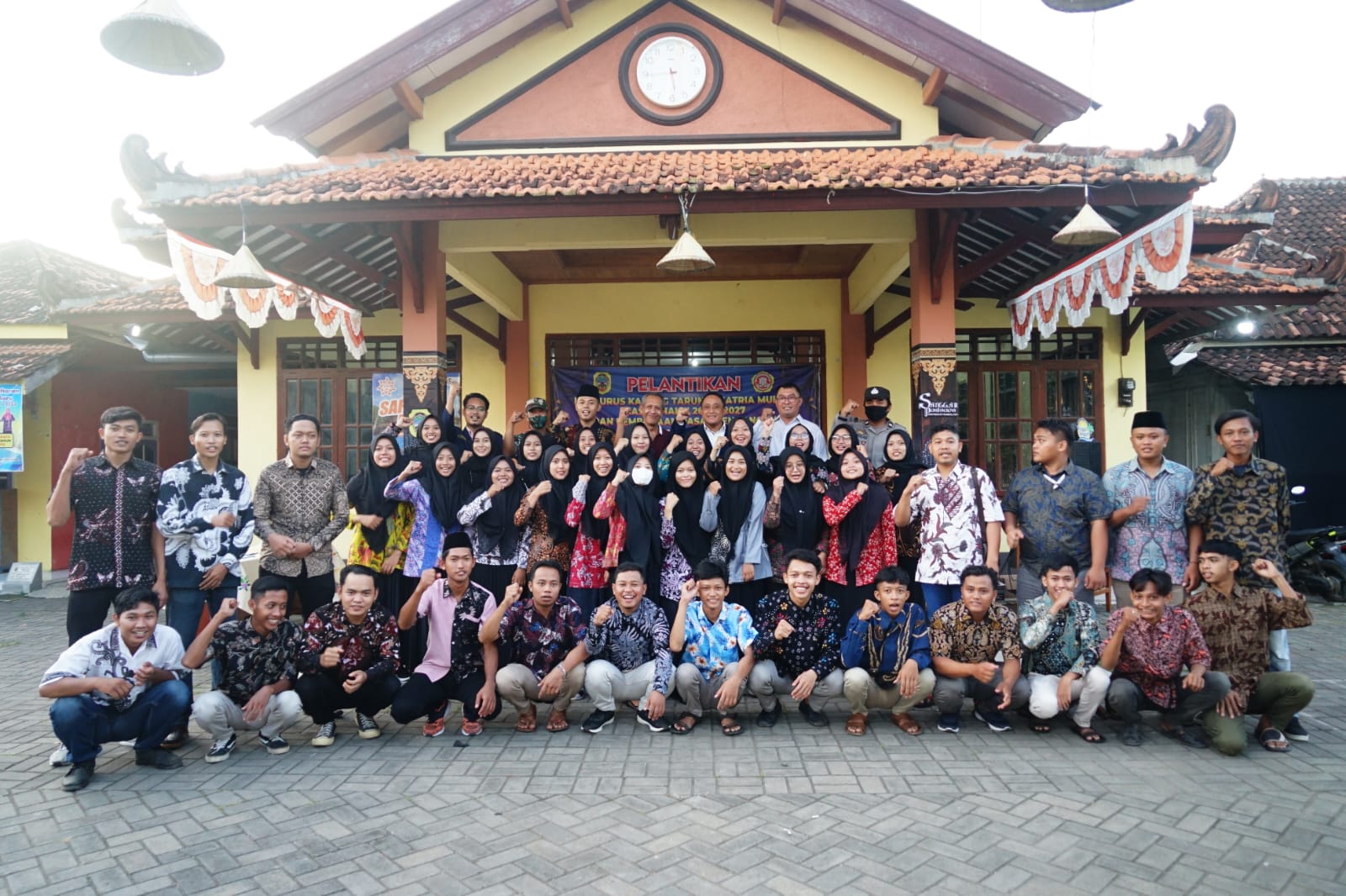Momen Tumbuhkan Sektor Pariwisata dan Ekonomi