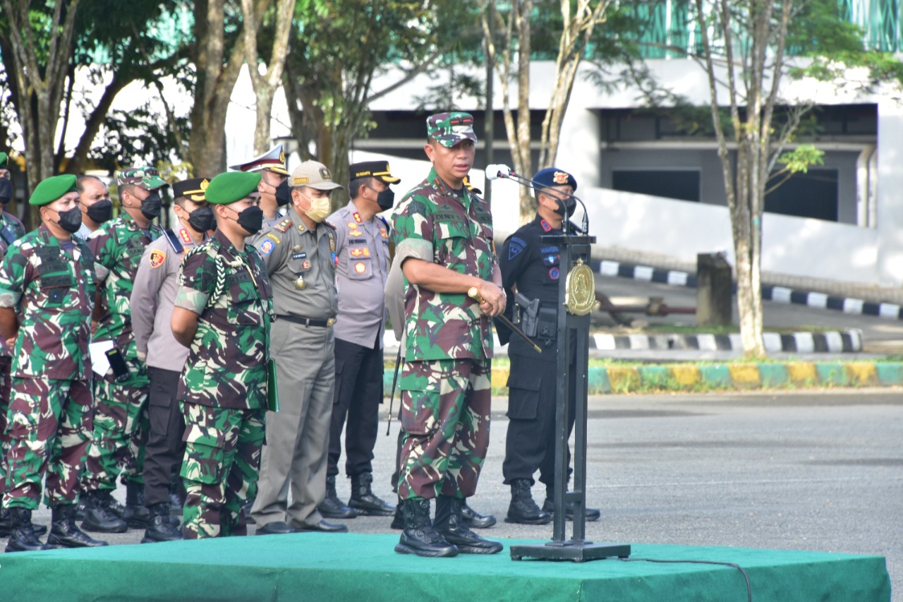 Korem 091/ASN Gelar Apel Pasukan VVIP, Pengamanan Kunjungan Kerja Presiden RI di Kota Samarinda