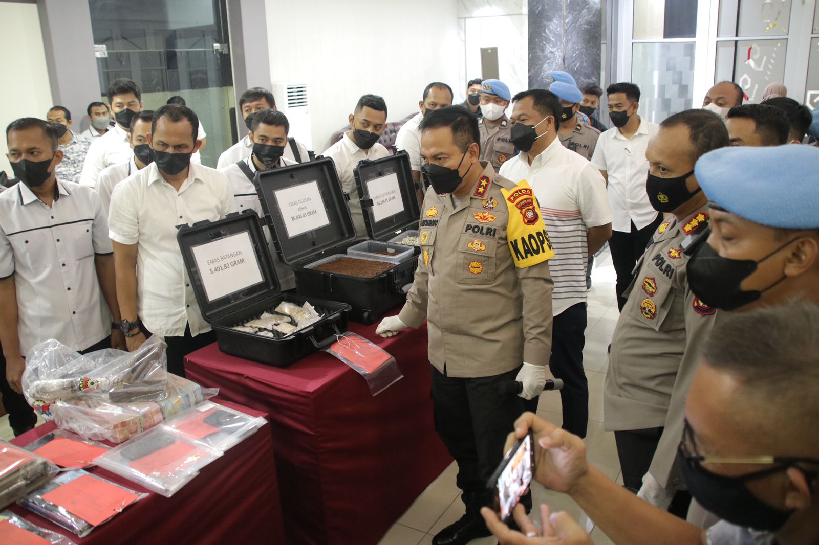 Polda Kalbar dan Jajaran Amankan 75 Tersangka