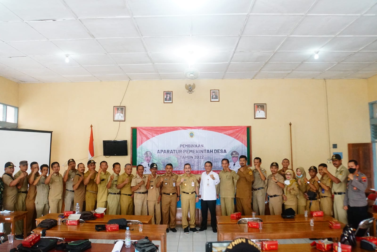 Pembinaan Aparatur Pemdes, Bupati dan Wabup Sambangi Jaken-Jakenan