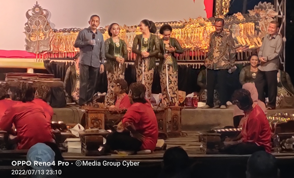 Uri-Uri Budaya, H. Haryanto Permintaan Maaf Sebelum Purna Tugas
