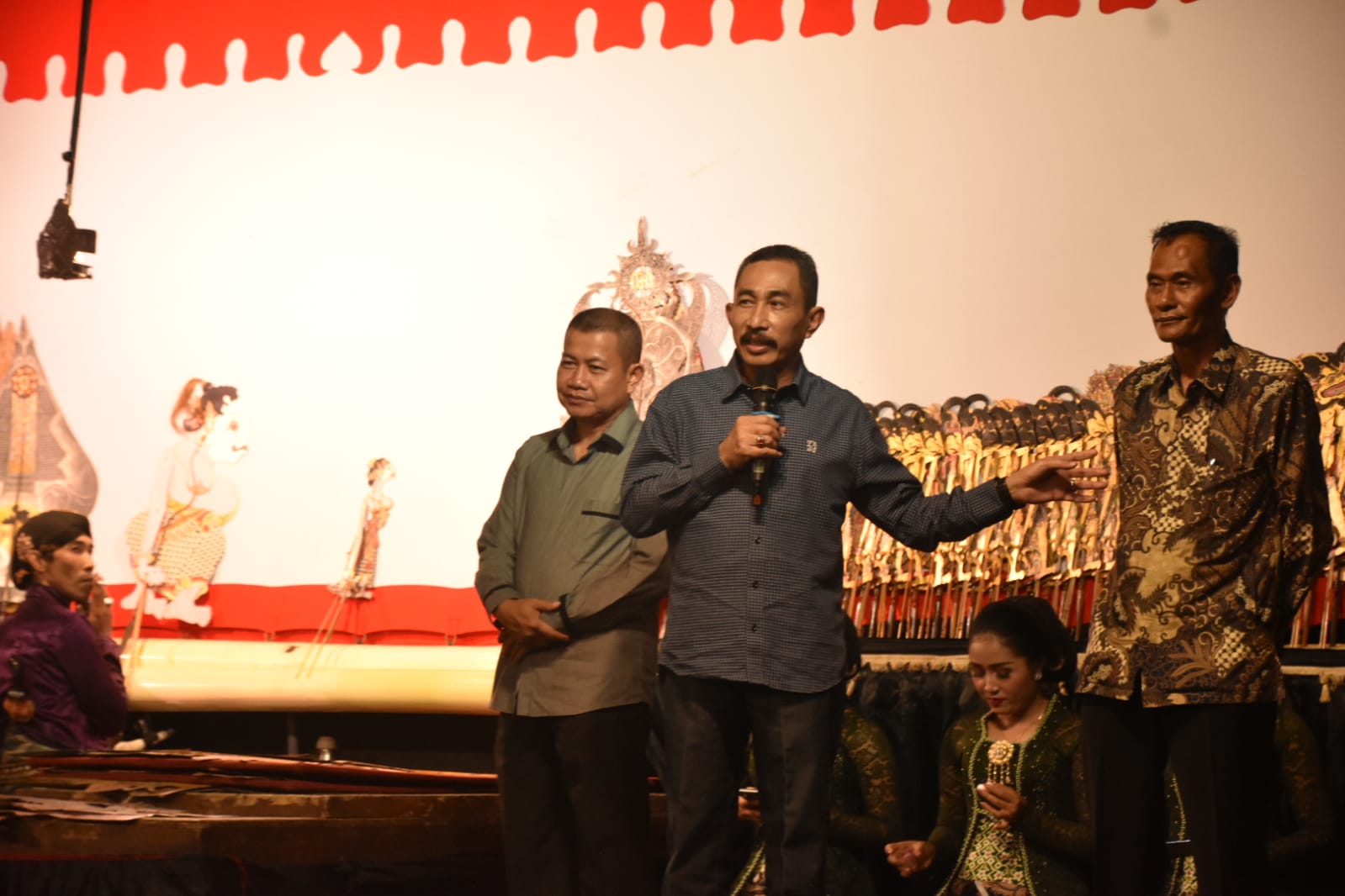 Bupati Pati Hadiri Tradisi Sedekah Bumi Desa Lengkong