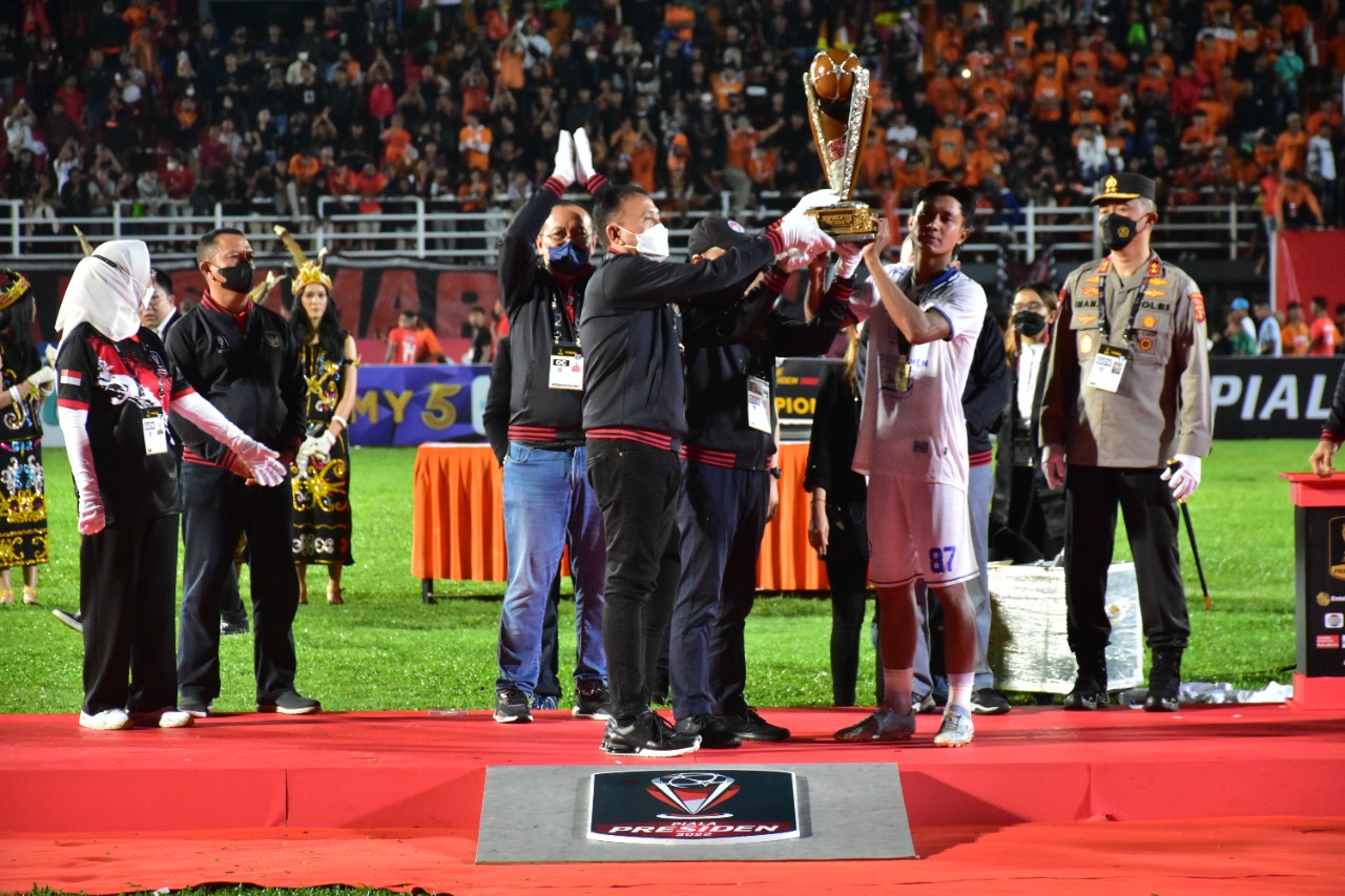 Danrem 091/ASN Hadiri Turnamen Final Piala Presiden 2022
