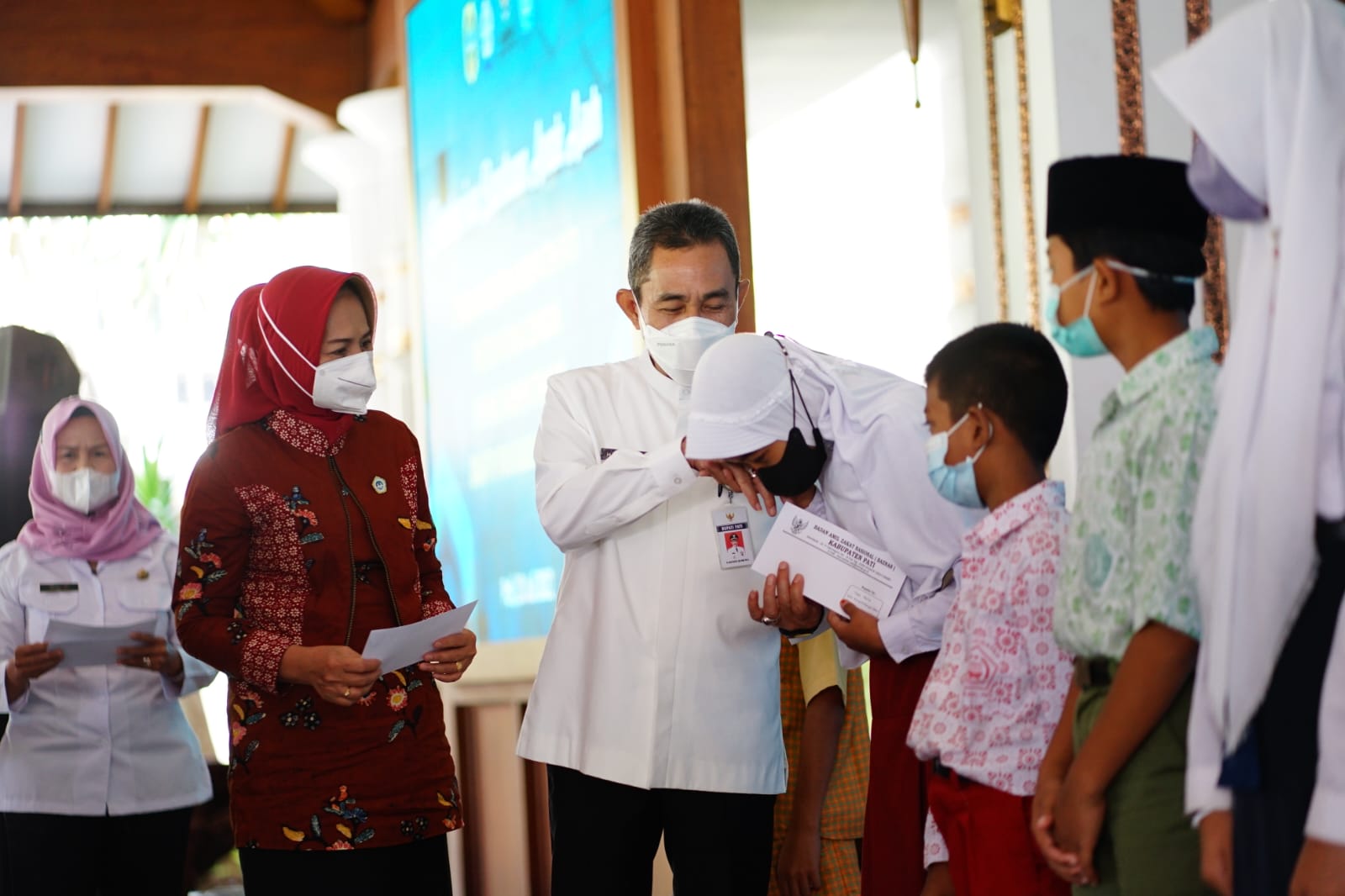 240 Anak Asuh Dapatkan Bantuan GNOTA dan Baznas