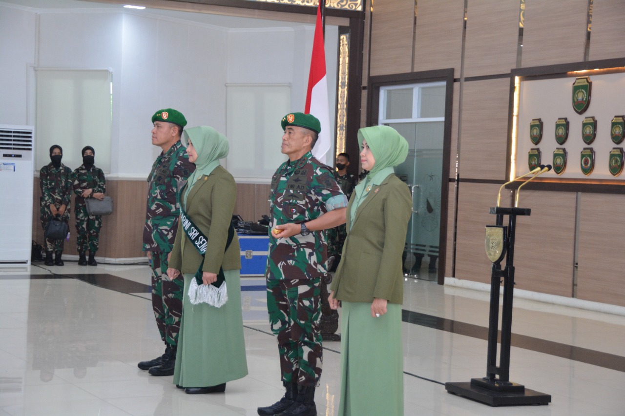 NY. Rahma Tri Budi Utomo Dikukuhkan Menjadi Ibu Raksakarini Sri Sena VI/MLW