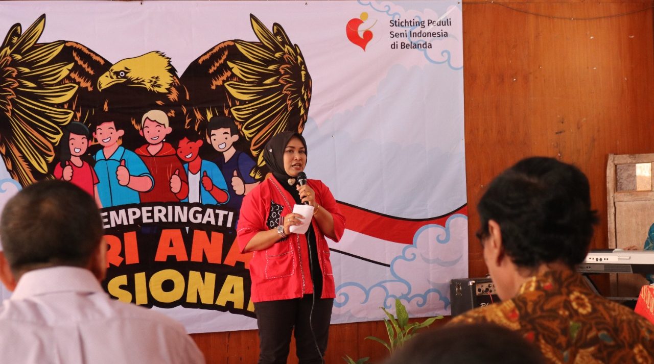 Wabup Etik Motivasi Pelajar SMP Kristen 1 Blora di Hari Anak Nasional