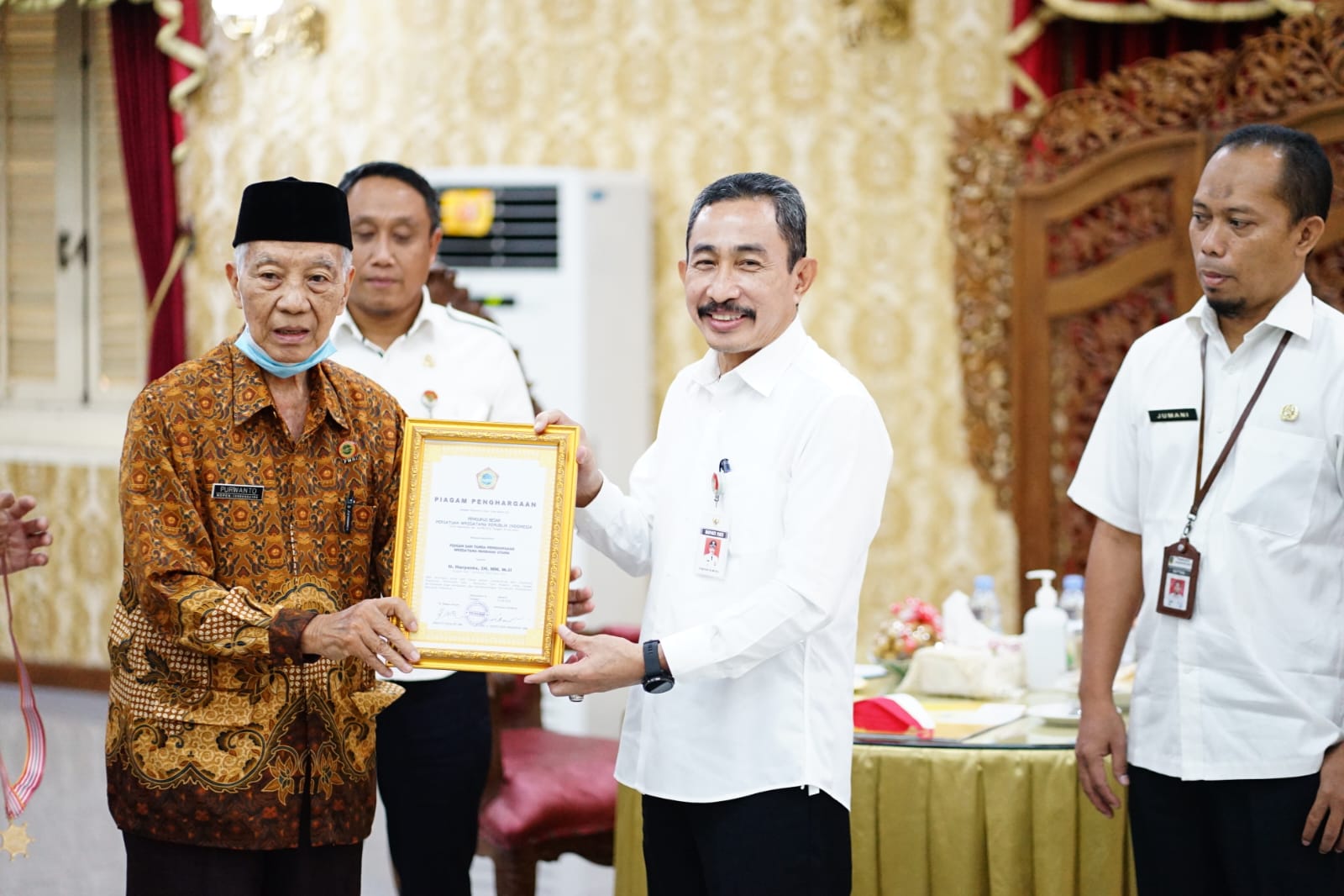 Bupati Raih Penghargaan Wredatama Nugraha Utama