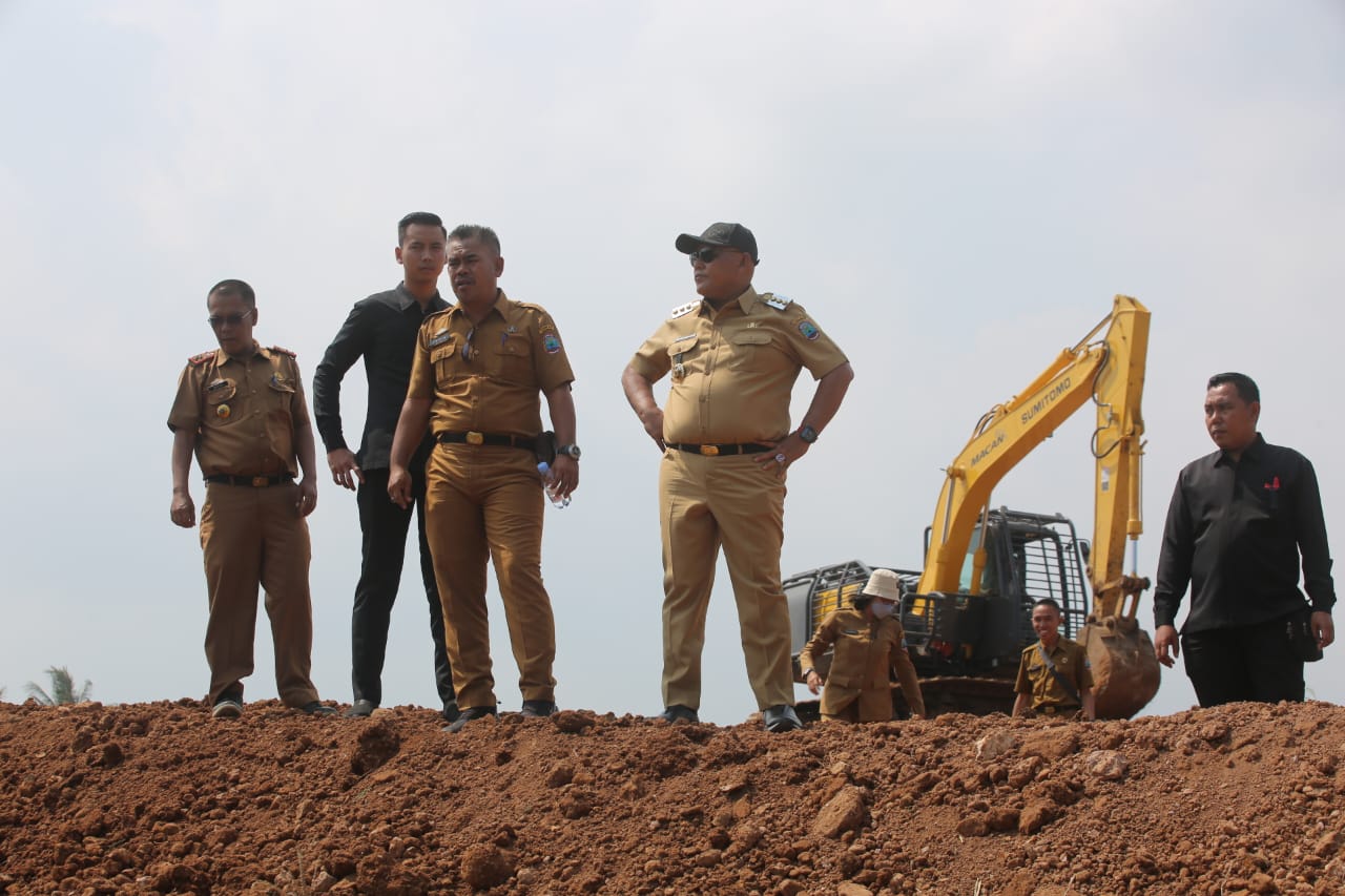 Bupati Nanang Ermanto Pantau Pekerjaan Lokasi Sirkuit Motorcross