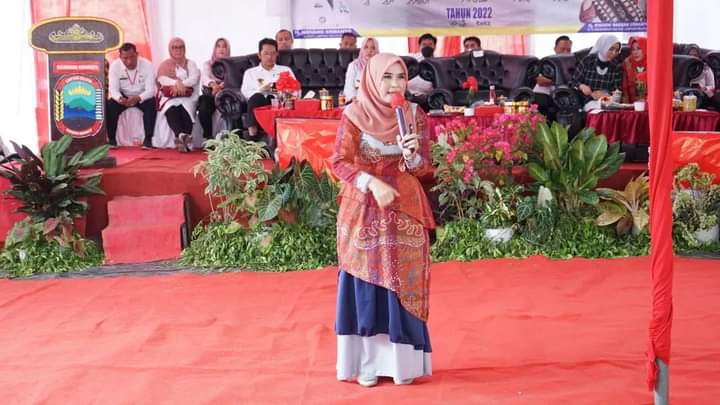 Pesan Winarni Saat Roadshow di Desa Banjarsuri Kecamatan Sidomulyo