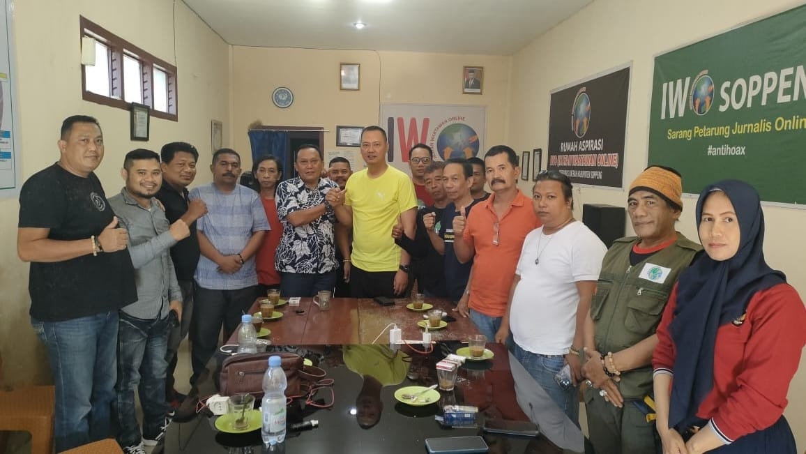 Jelang Hut ke 4, Kapolres Soppeng Kunjungi Kantor IWO