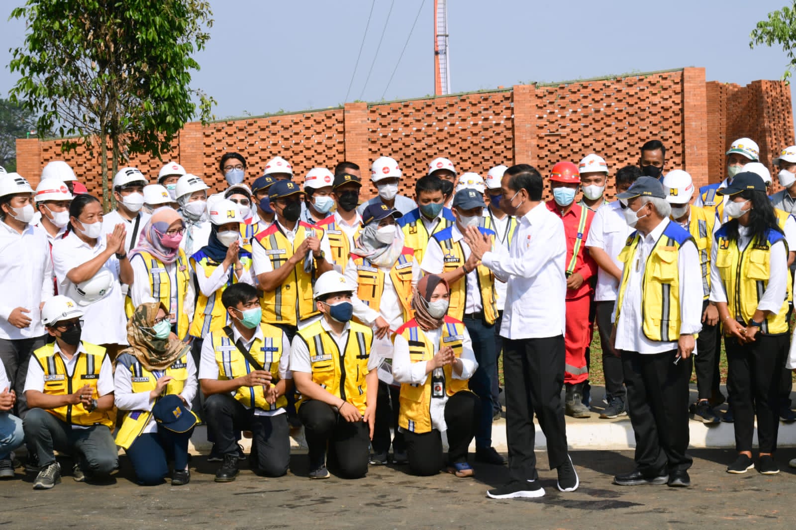 Presiden Jokowi Tinjau Progres Renovasi TMII