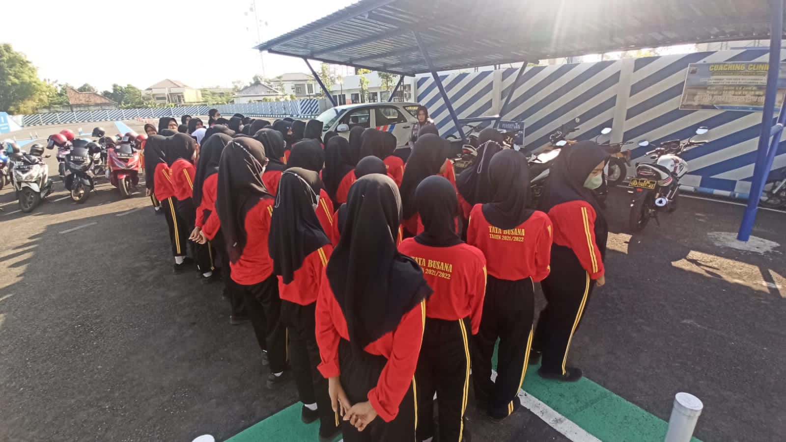 Peringatan Penting!!! Satlantas Polres Pati Berikan Sosialisasi Safety Riding ke  Siswa-Siswi