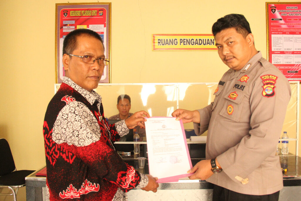Kadis Kominfo Lamsel Laporkan Akun Facebook Mengatasnamakan Bupati
