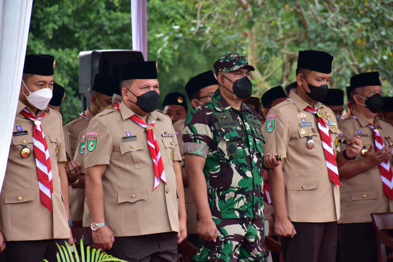 Upacara Peringatan Hari Pramuka Ke-61, di hadiri Pejabat Kodam VI/Mlw dan Korem 091/ASN