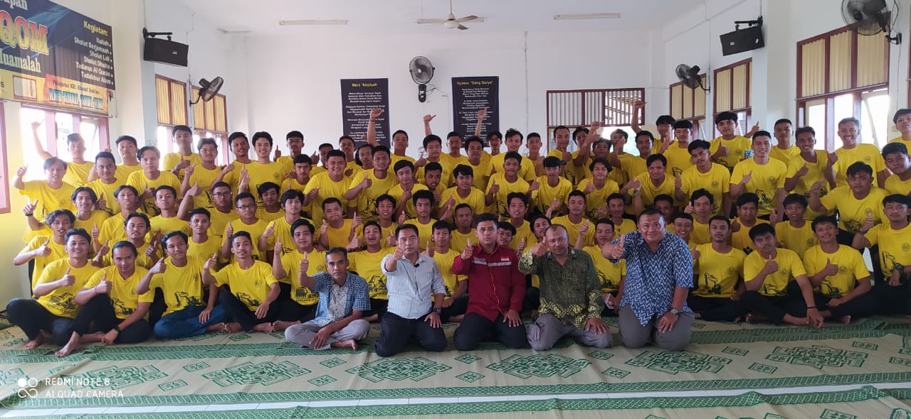 Penutupan Kegiatan Achievement Motivation Training Sekolah Vokasi UMS, Skill of knowledge, Skill of thinking, Management Skill and Communication Skill