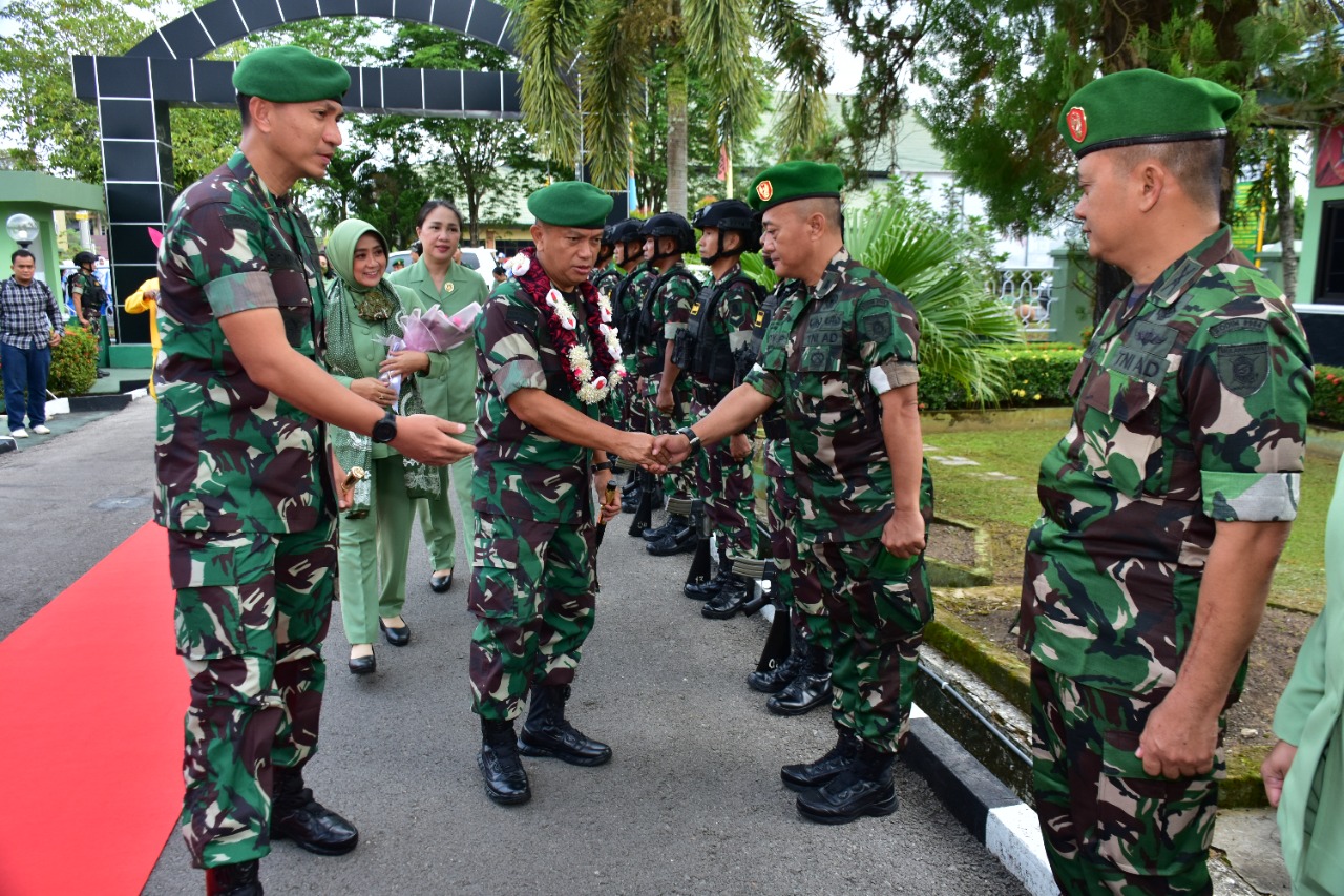 Danrem 091/ASN Kunjungi Kodim Paser, Ini Pesannya