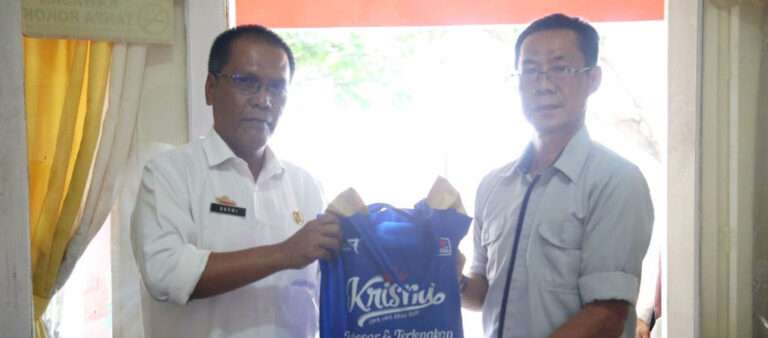 Kadis Kominfo Lamsel Mengajak Seluruh Jajarannya Untuk Saling Koordinasi dan Meningkatkan Kinerja Dalam Menjalankan Tugas.