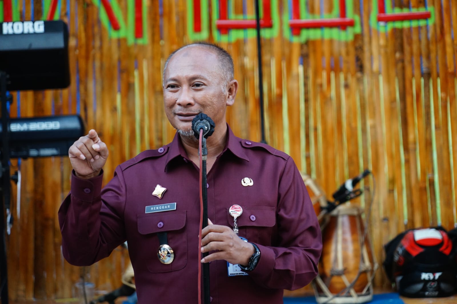 Pj Bupati Pati Salurkan Bantuan Pemprov