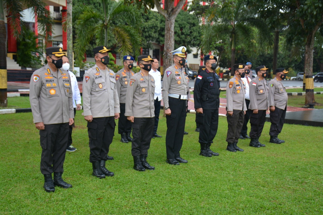 Kapolda Kepri Gelar Apel Pagi Gabungan