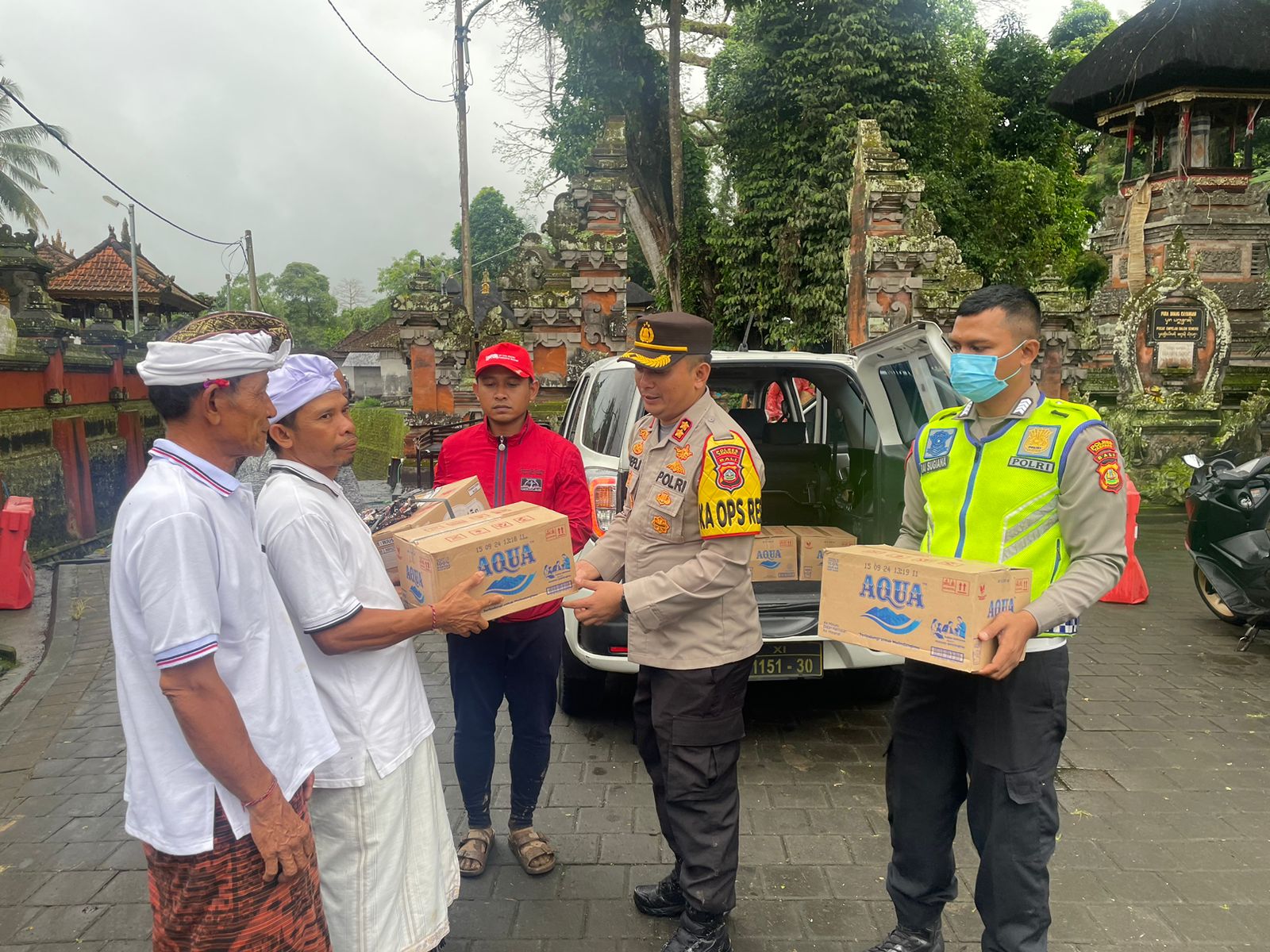 Kapolres Tabanan Turun Penanganan Bencana Di Wilayah