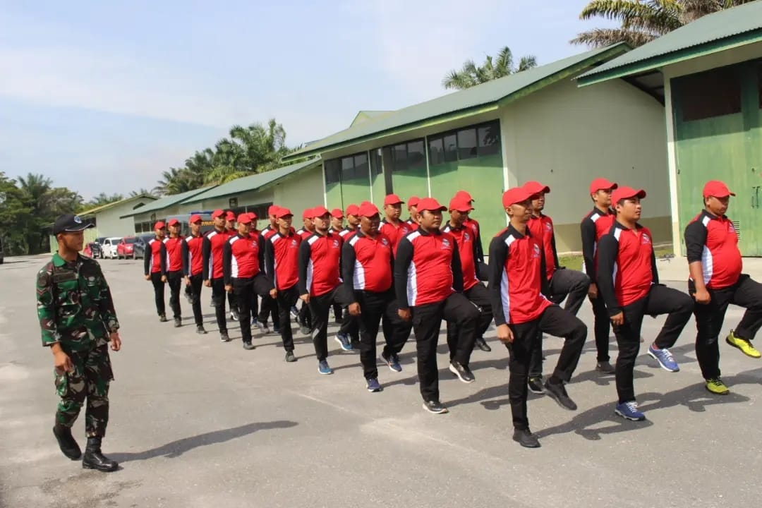 Pegawai Lapas Kelas IIA Pekanbaru Diberikan Pembinaan Fisik dan Mental