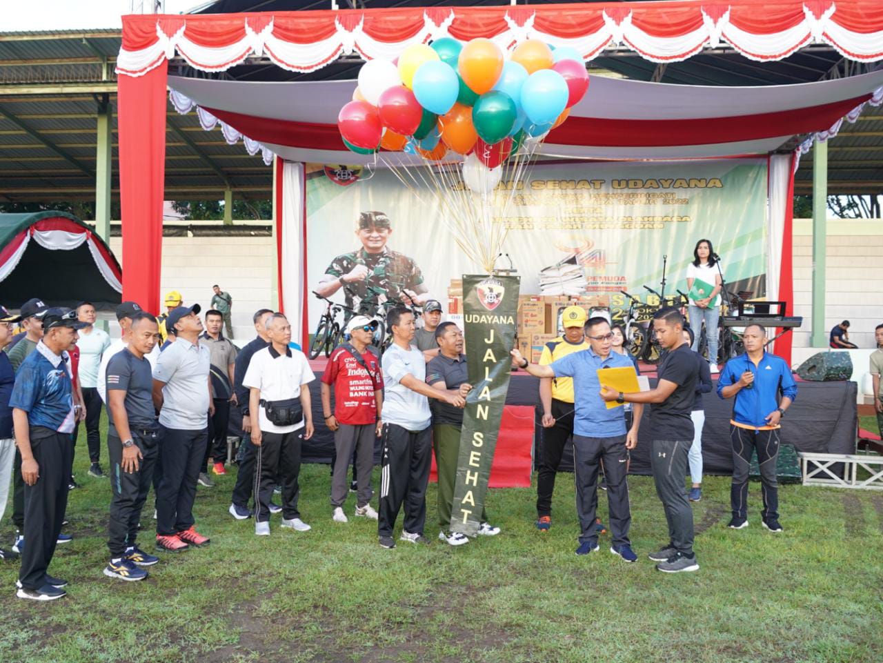 Kodam IX/Udayana Gelar Jalan Sehat dan Launching Wisata Olah Raga