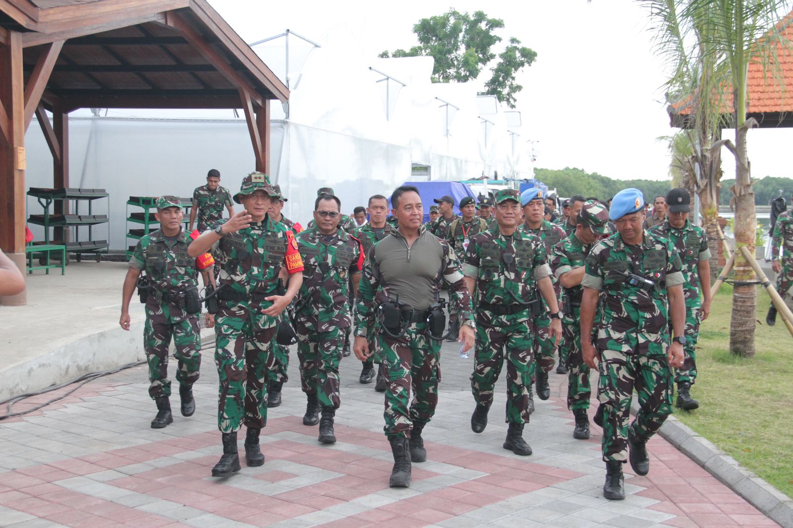 Panglima TNI dan Pangdam IX/Udayana Cek Kesiapan Personel Satgas