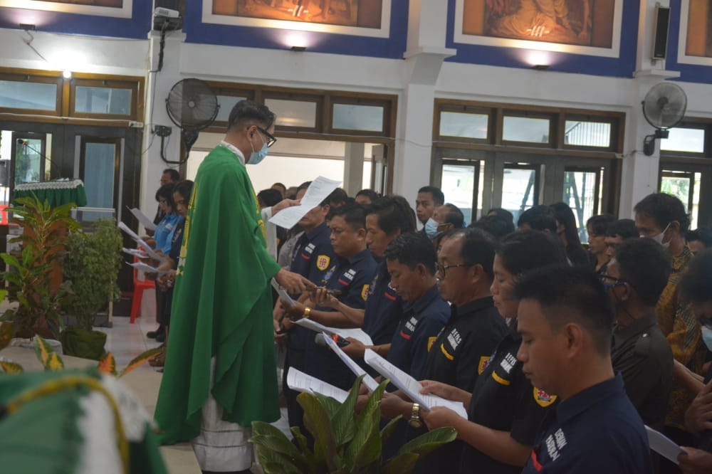 Dewan Pastoral Paroki Sitti Maryam Saluampak Dilantik, Ini Pesan Pastor Doni