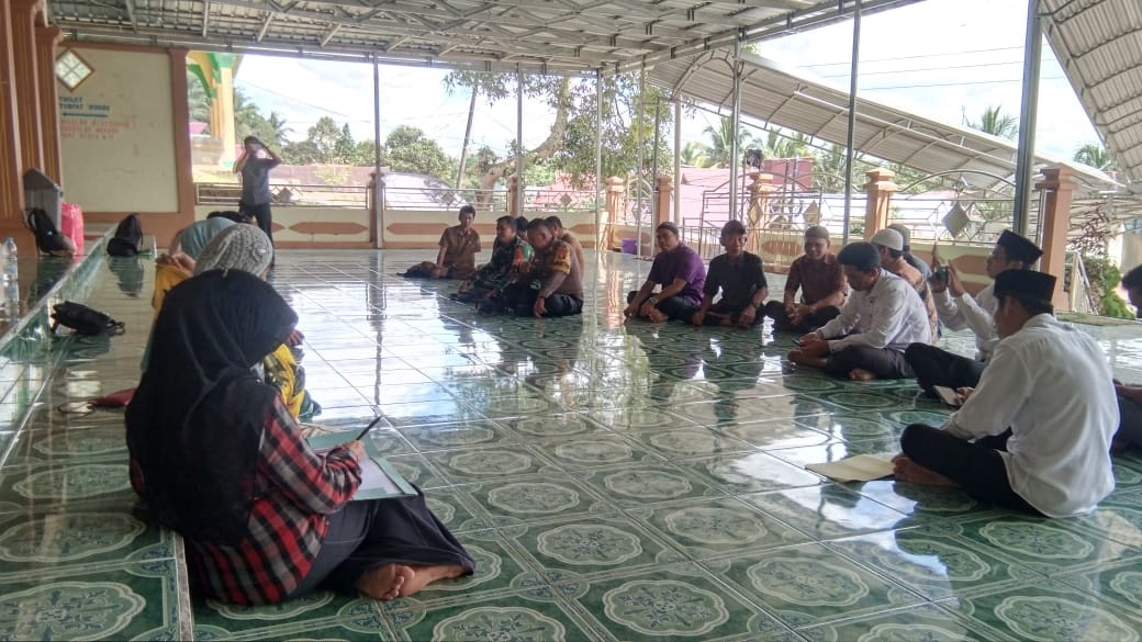 Babinsa Batuah Hadiri Musyawarah Sosialisasi Pembangunan Minimarket (INMRT)