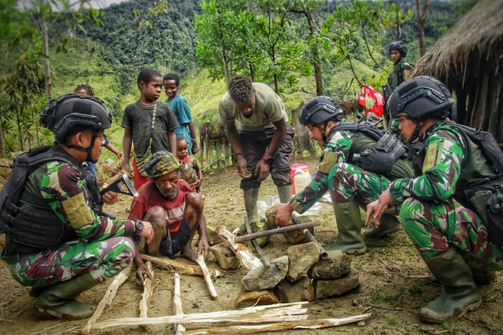 Master Chef” Kostrad Berulah, Warga Kenyang