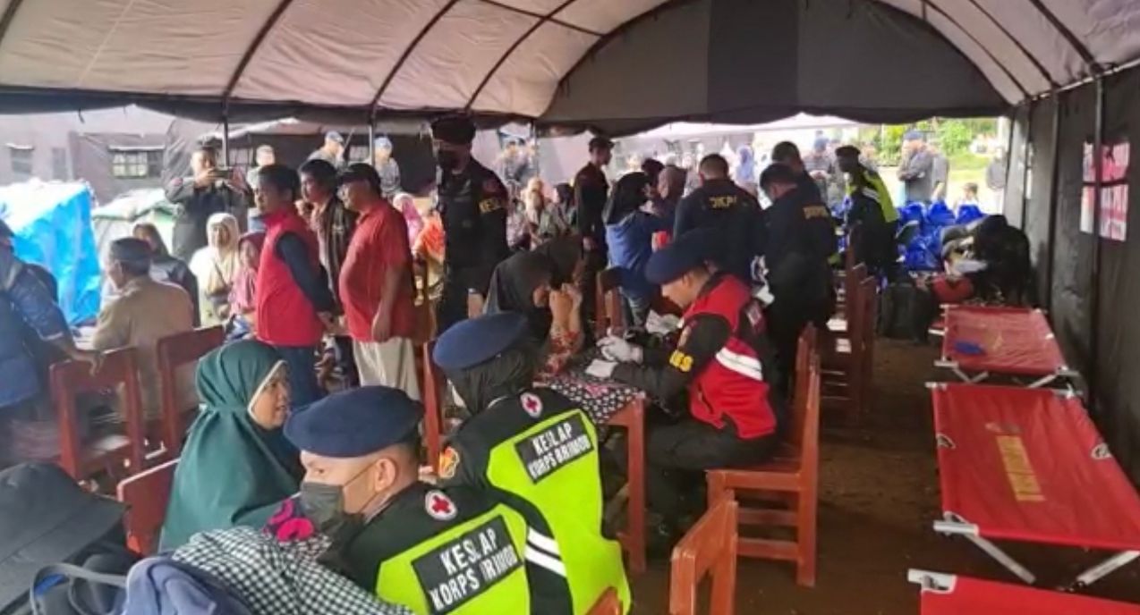 Pelayanan Kesehatan Pengungsi Gempa Cianjur