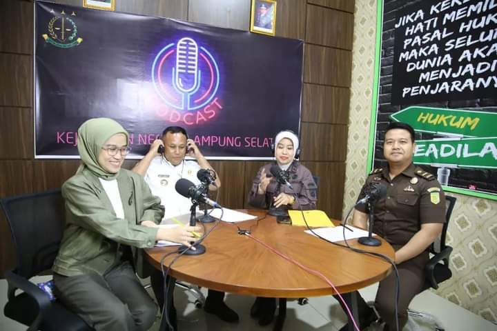 Bupati Nanang Ermanto, Kali Pertamanya Sebagai Narsum Podcast Kejaksaan Negeri Lampung Selatan.