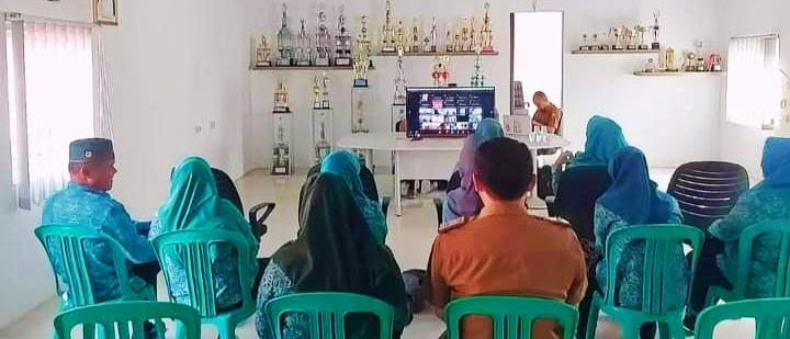 Secara Virtual, TP-PKK Lamsel Ikuti Seminar Perempuan Dalam Rangka Hari Ibu