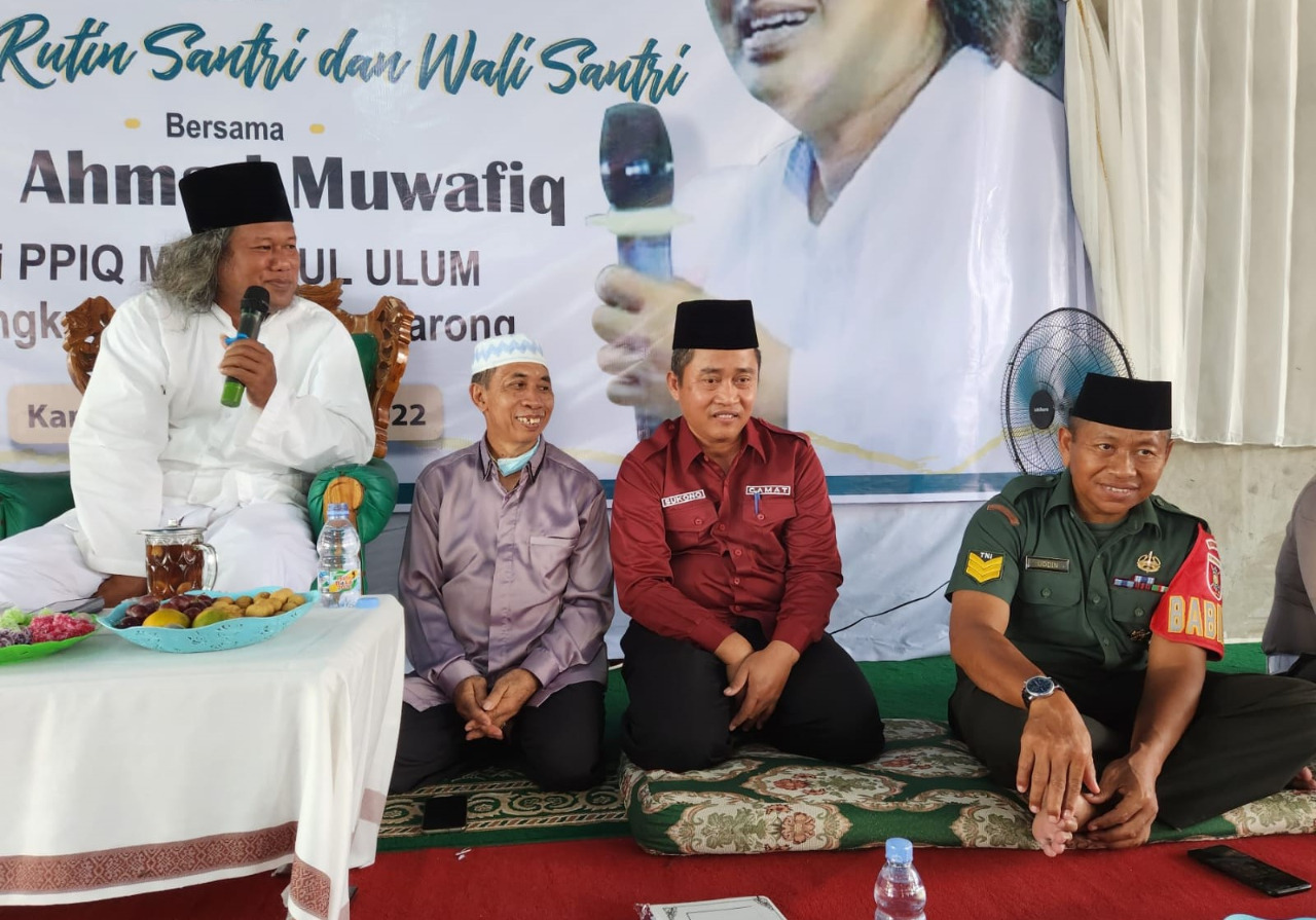 Tabliq Akbar di Ponpes Ilmu Al Qur’an Miftahul Ulum, Babinsa Mangkurawang : Tingkatkan Keimanan Kita