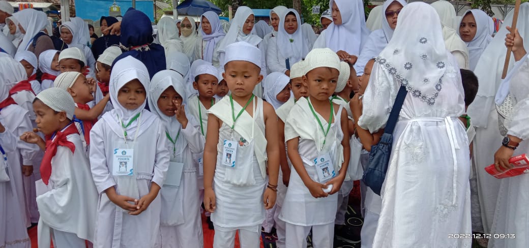 Ratusan Anak PAUD Se-Kecamatan Candipuro Ikuti Manasik Haji