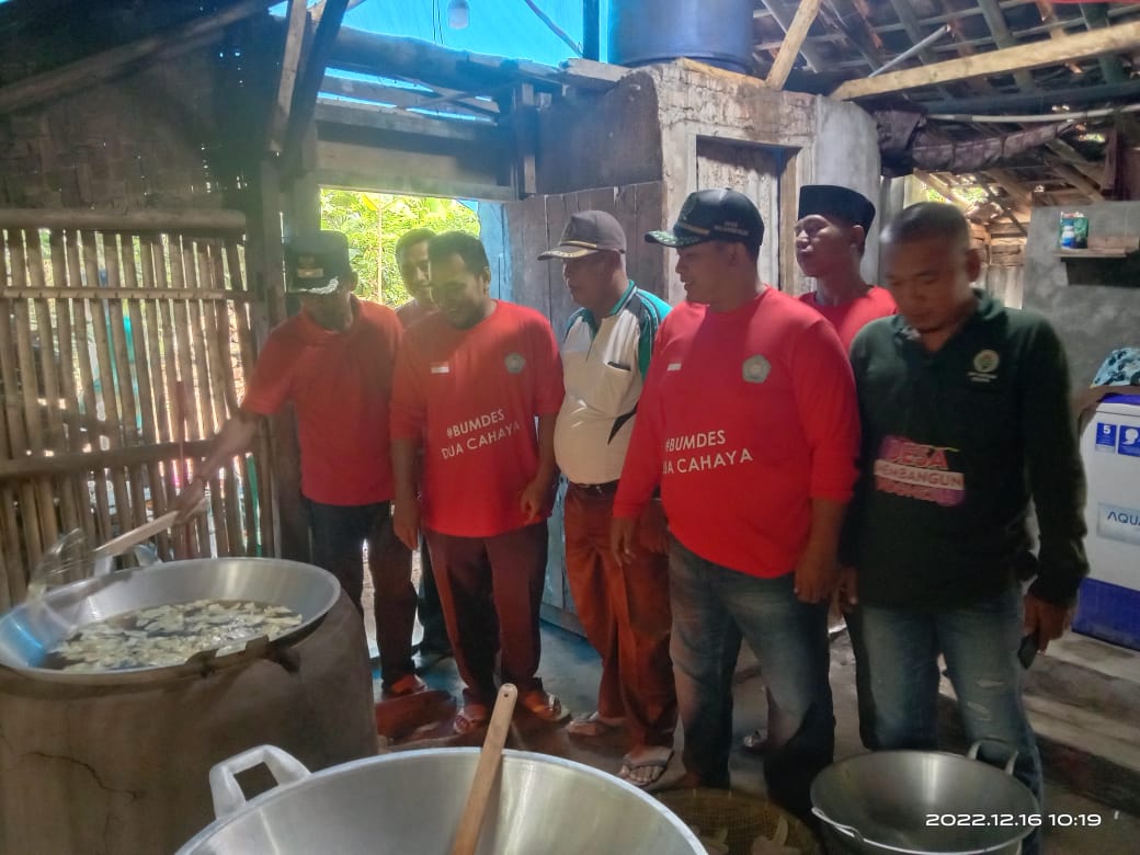 Launching Unit Usah Home Industri Kripik Milik BumDes Dua Cahaya Desa Banjarsari