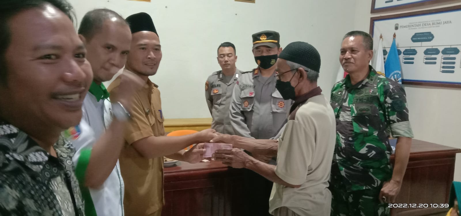 Pemdes Bumijaya Salurkan BLT DD Tahap Akhir Ta-2022