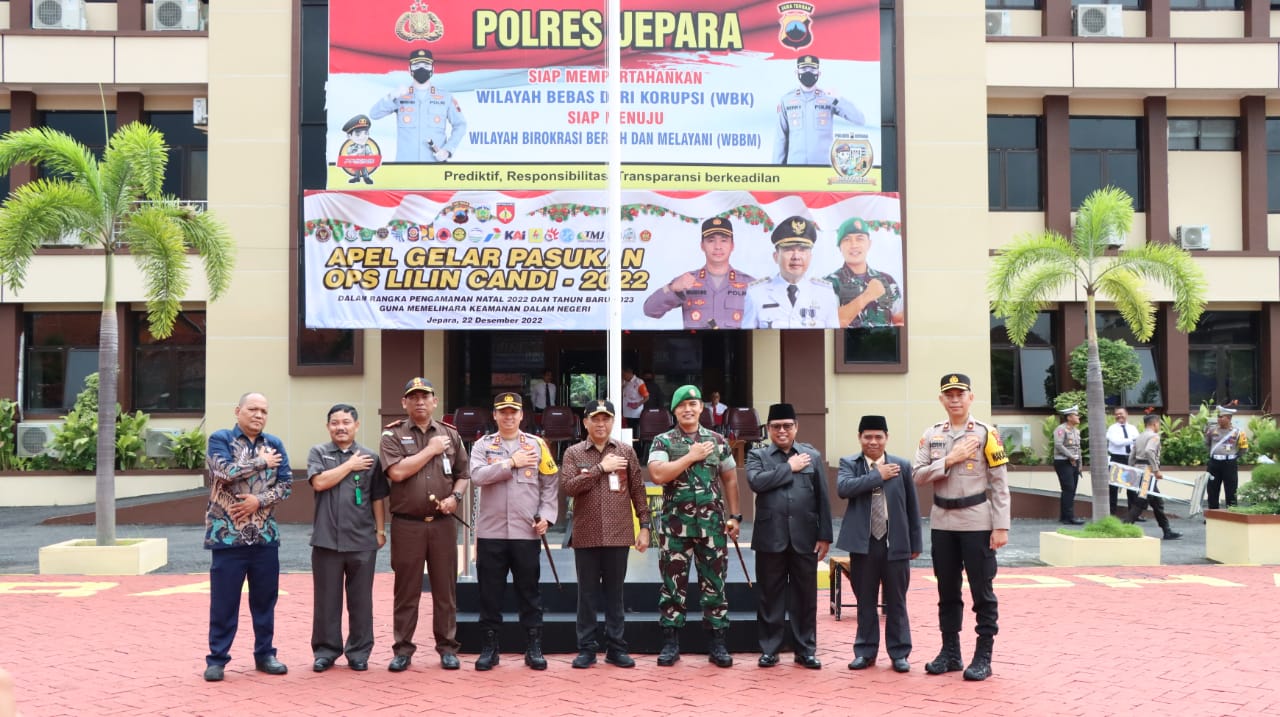 TNI-Polri dan Pj Bupati Jepara Gelar Pasukan Siap Amankan Nataru