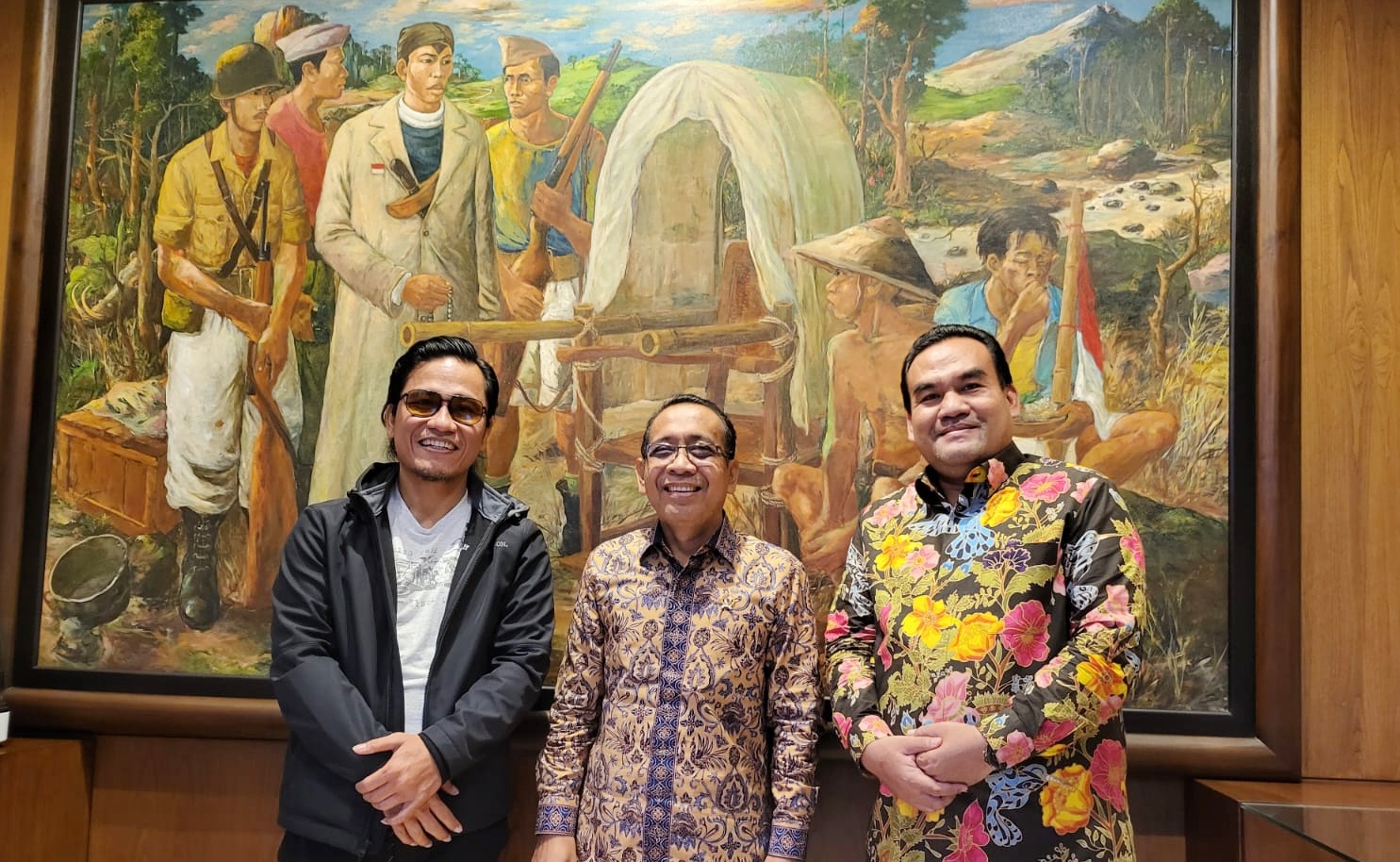 Temui Mensesneg, Bupati Arief Bahas Kelanjutan Pembangunan Bendung Karangnongko dan Jalan Randublatung – Getas