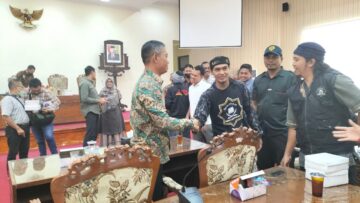 Terkait Dugaan Miras, Ketua DPRD Sukoharjo Klarifikasi Pemberitaan LINTASINDOTV 