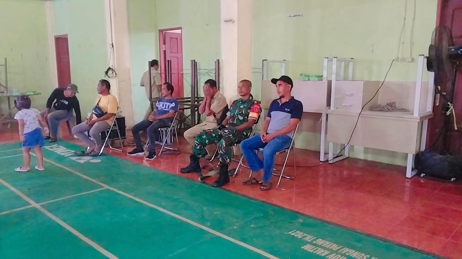 Babinsa Sungai Payang Tekankan Penyaluran BLT Dalam Musyawarah Penetapan RPJM