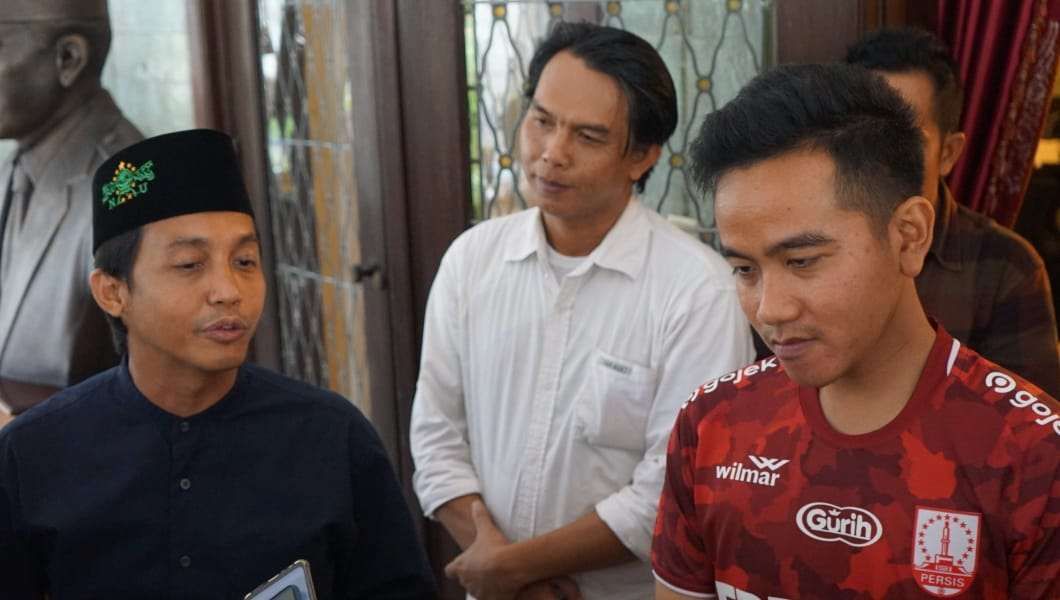 Pertemuan Walikota Solo dan Wamen ATR Soal Sriwedari?, Gibran ; “Nanti Saja, Yang Penting Tahun Ini Selesai” 