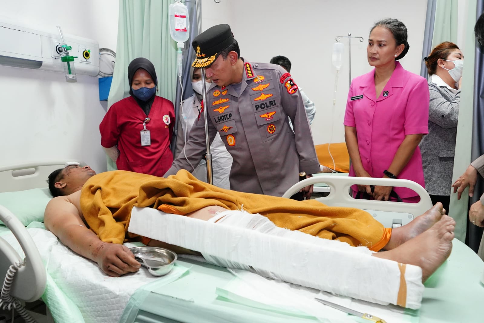 Perawatan Maksimal RS Bhayangkara, Kapolri Pastikan Kapolda Jambi dan Rombongan