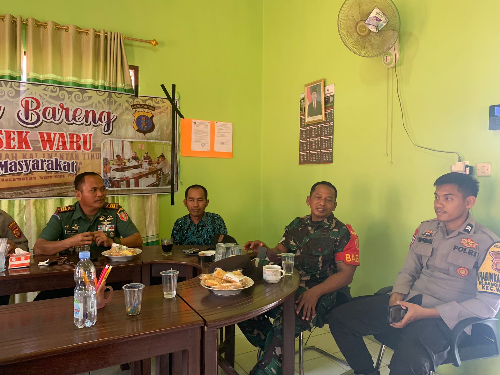 Danramil Waru Hadiri Rapat dan Curhat Bareng Kapolsek Waru