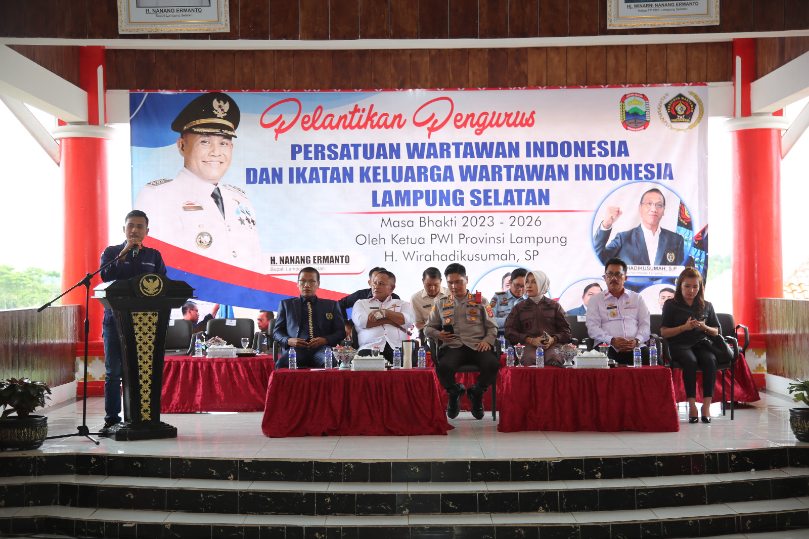 Bupati Nanang Ermanto Hadiri Pelantikan Pengurus PWI dan IKWI Lamsel Masa Bakti 2023-2026