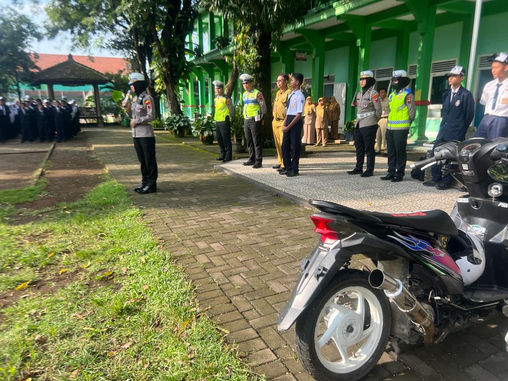 Siswa-Siswi SMP Dilarang Satlantas Pakai Kendaraan, Ini Sebabnya