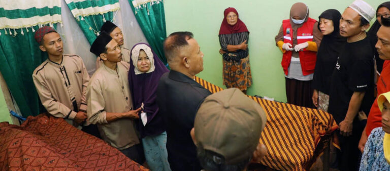 Bupati, Nanang Ermanto Turut Berduka Atas Peristiwa Yang Menimpa Korban