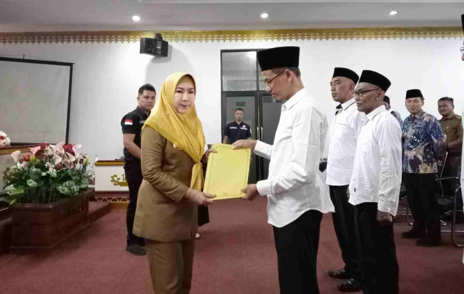Bupati Hj. Dewi Handajani Hadiri Pelantikan Pimpinan BAZNAS Kabupaten Tanggamus