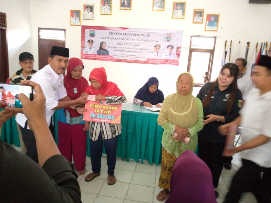 MINGGU KETIGA PEMDES MARGOMULYO SALURKAN BLT-DD KE 32 KPM